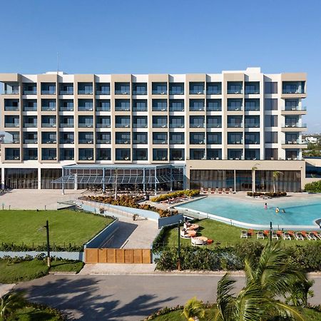 Hilton Garden Inn 拉罗马纳 外观 照片