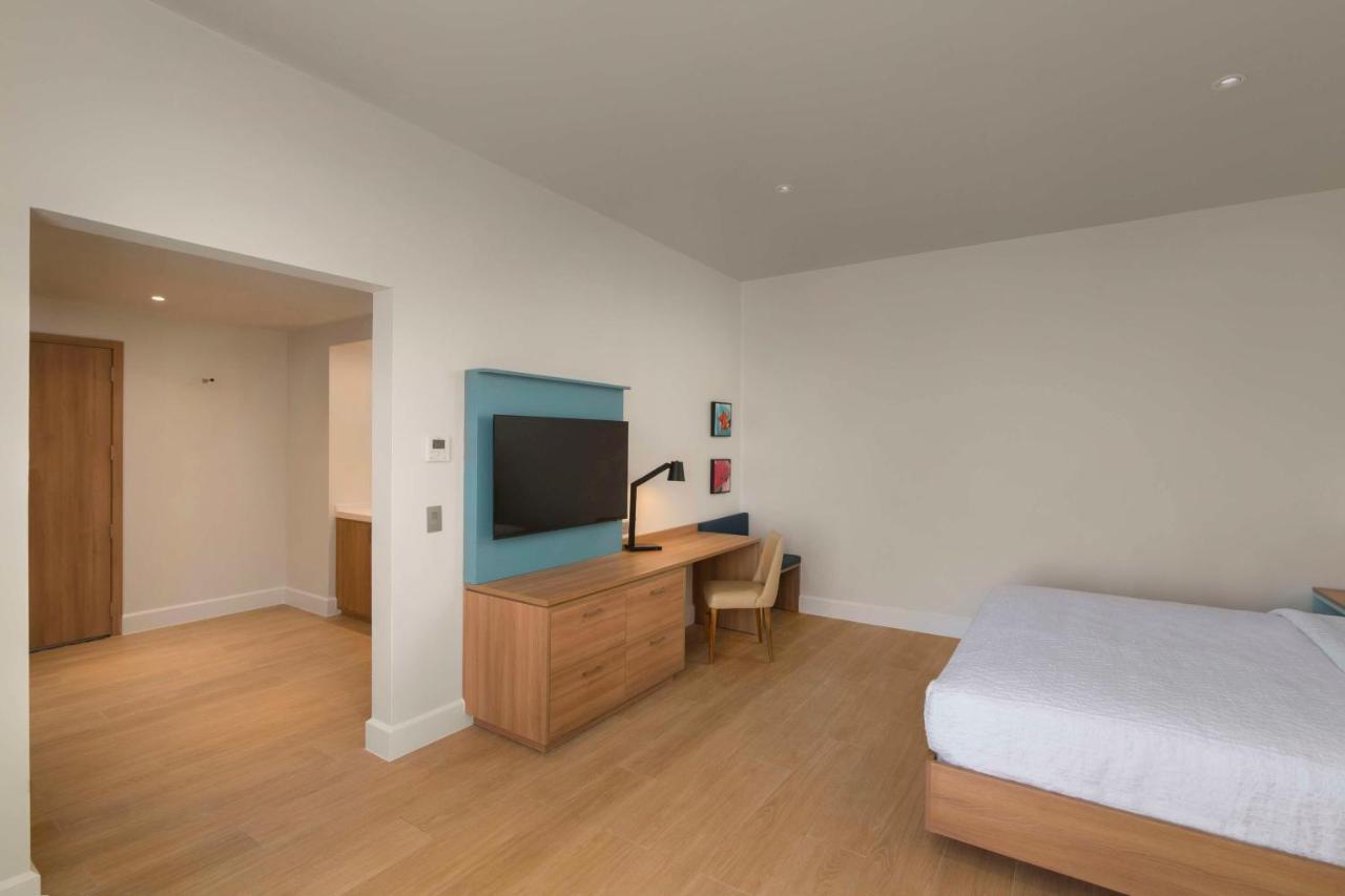 Hilton Garden Inn 拉罗马纳 外观 照片