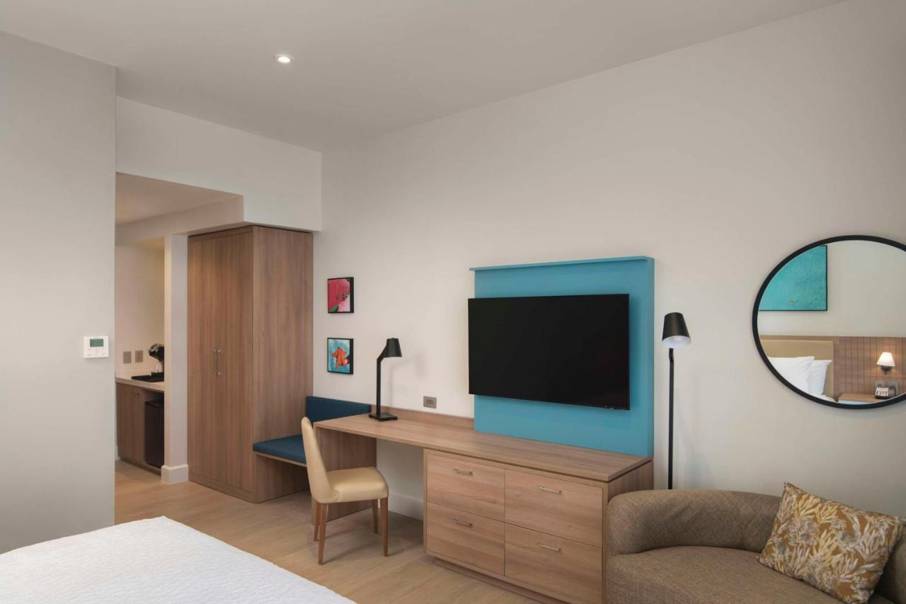 Hilton Garden Inn 拉罗马纳 外观 照片