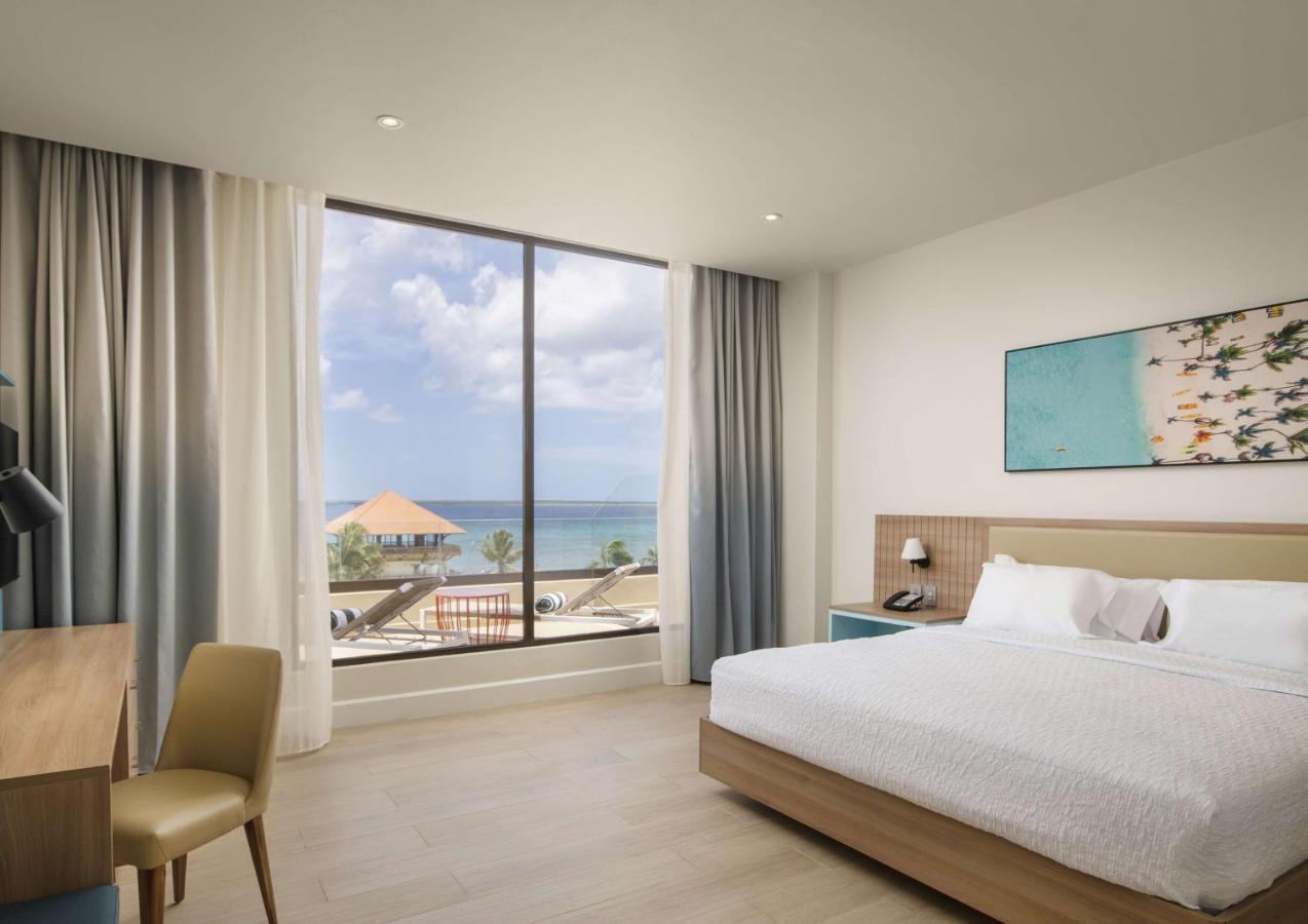 Hilton Garden Inn 拉罗马纳 外观 照片